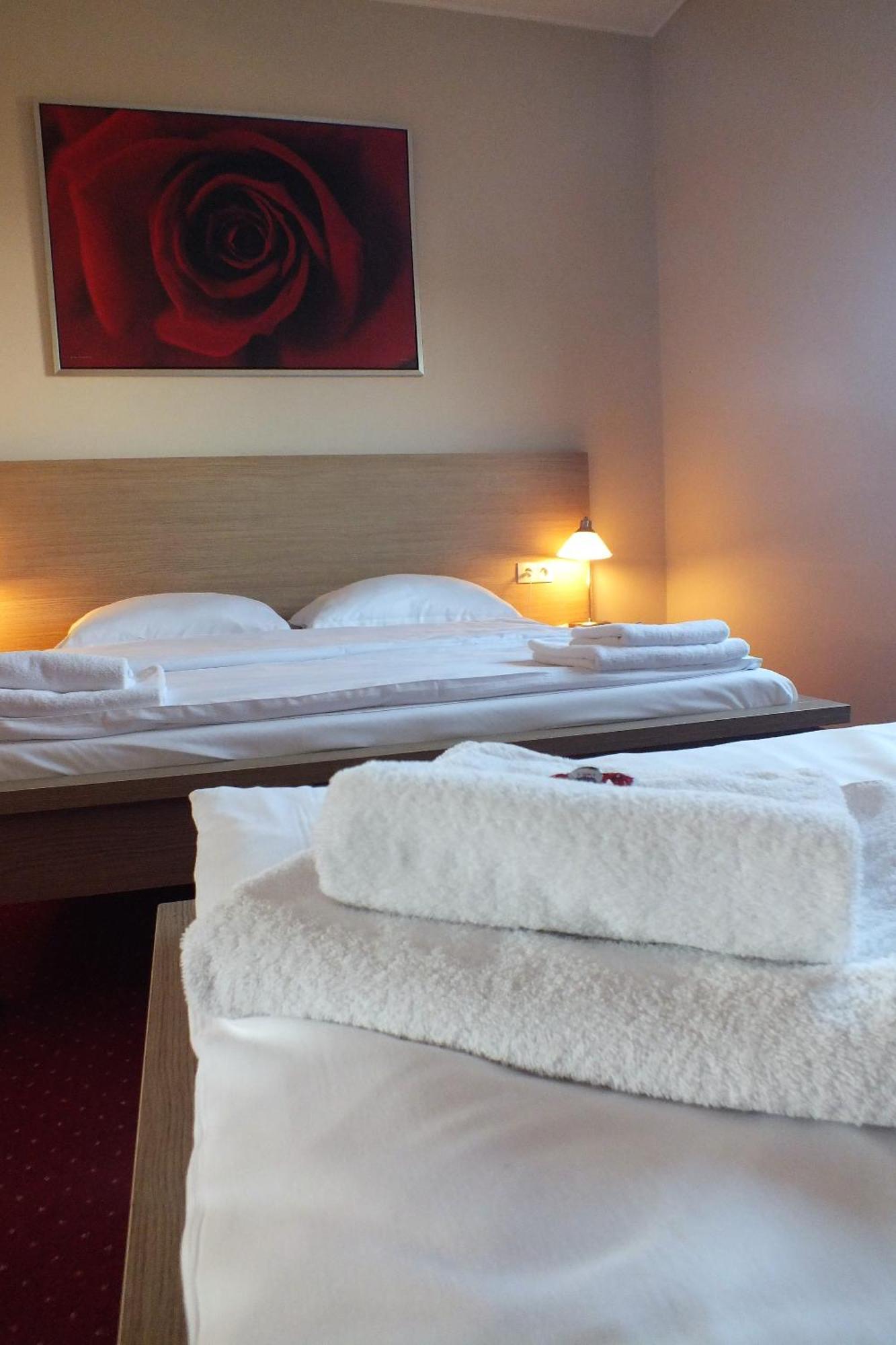 Motel Subaru Varsó Kültér fotó