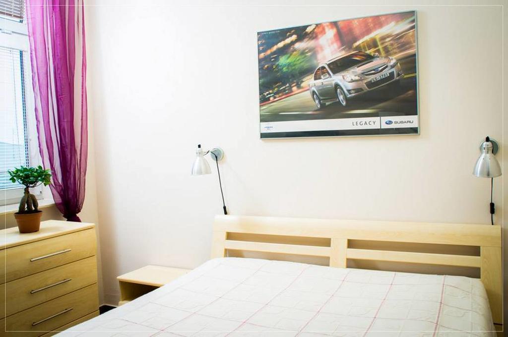 Motel Subaru Varsó Szoba fotó